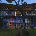 Reflections House / Thought Parallels - Exterior Photography
